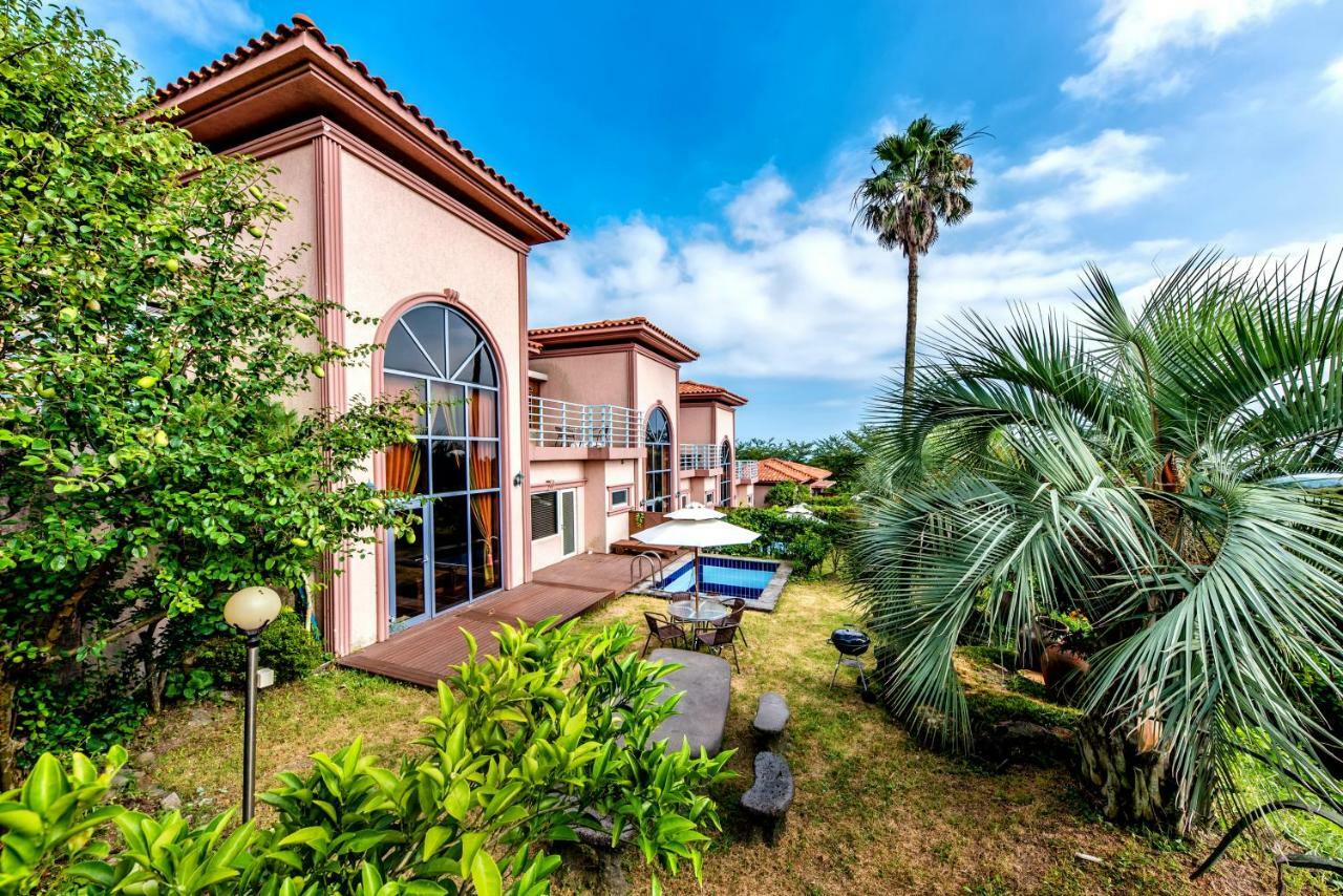 Palm Valley Resort Seogwipo Exterior foto